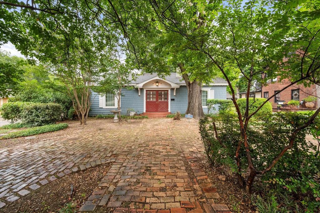1501 Sycamore, Corsicana