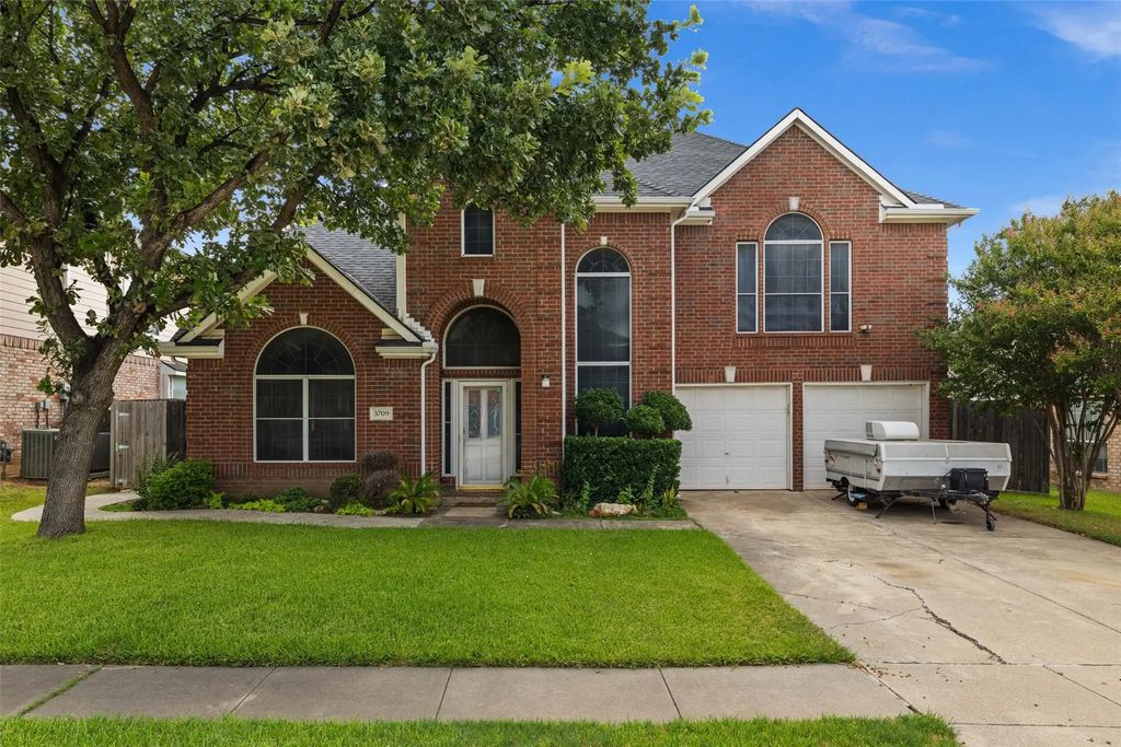5709 Christy Lane, Haltom City