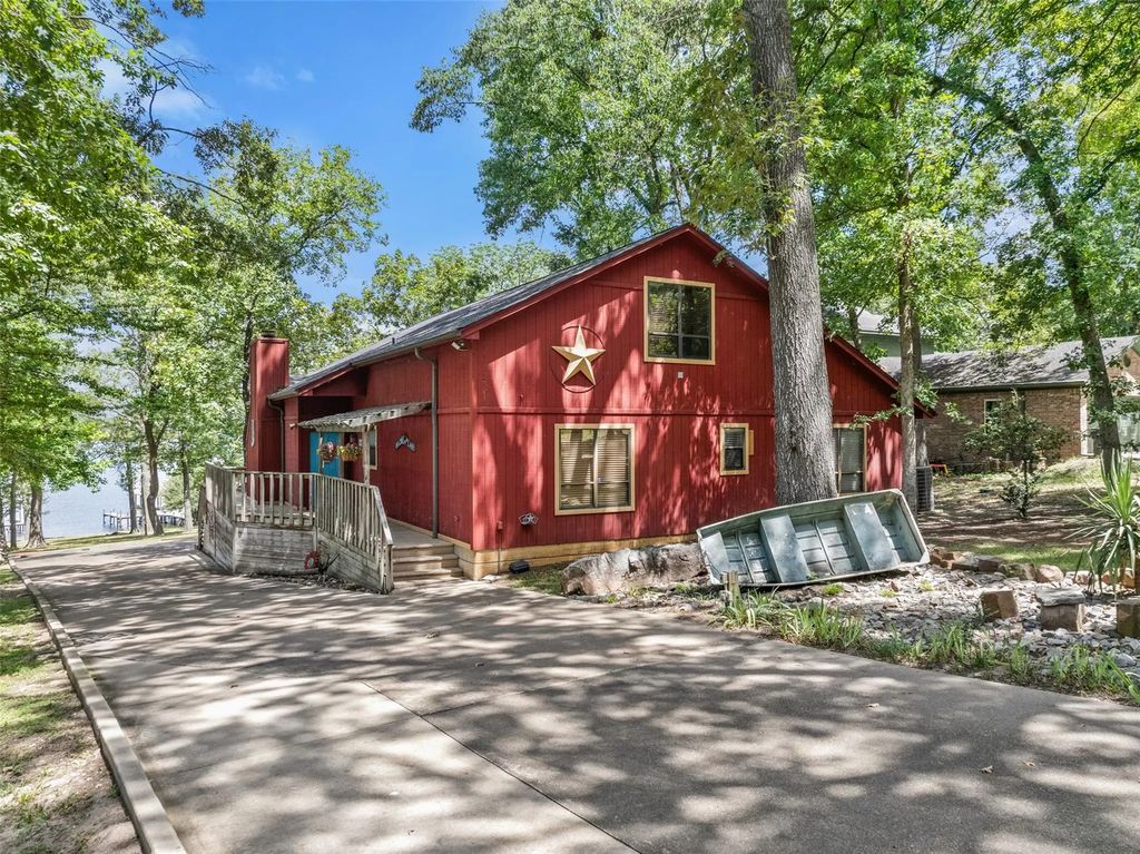578 County Road 1297, Yantis