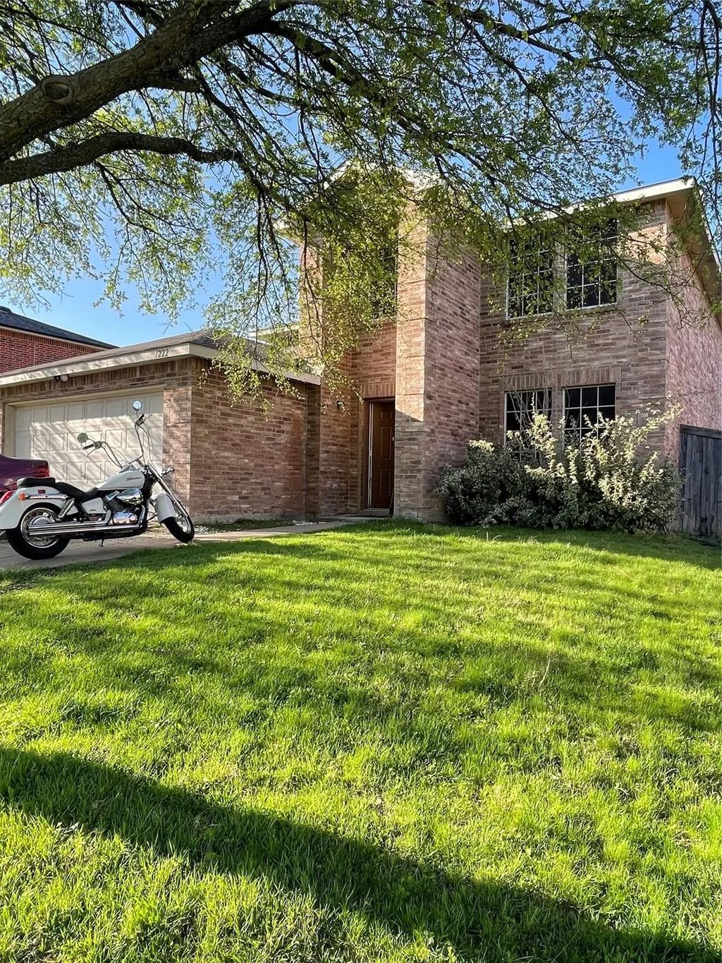 1222 Mcmillan Drive, Cedar Hill
