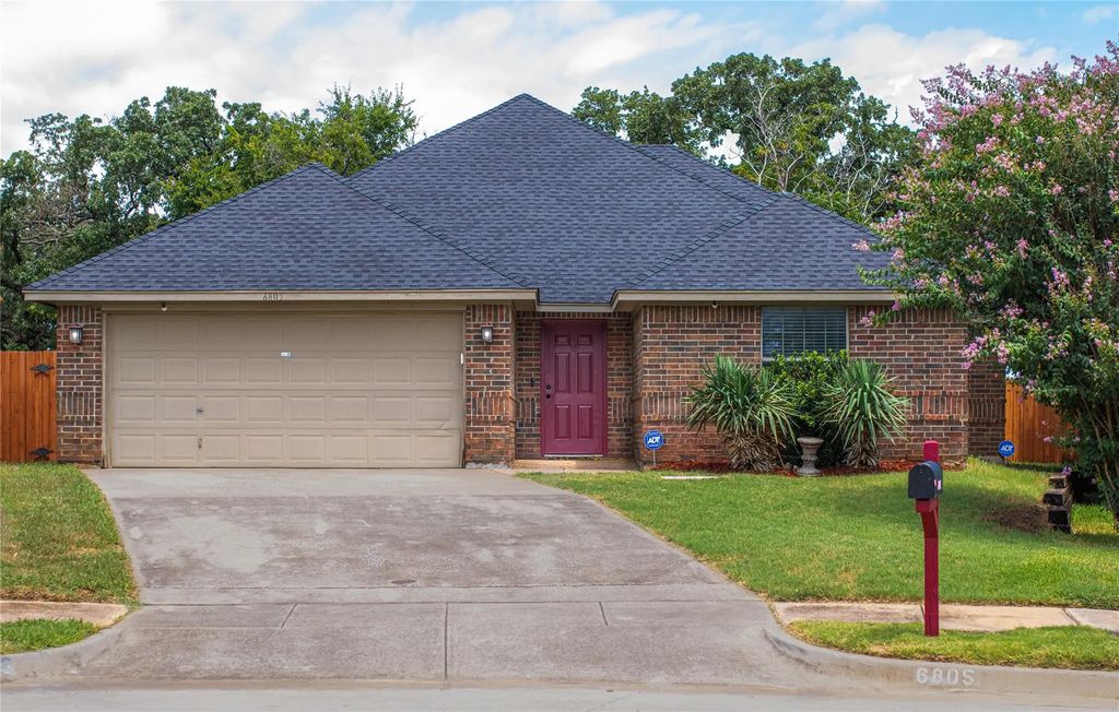 6805 Terbet Court, Fort Worth