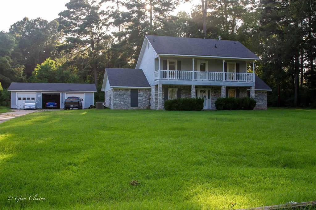 8202 Clint Drive, Shreveport