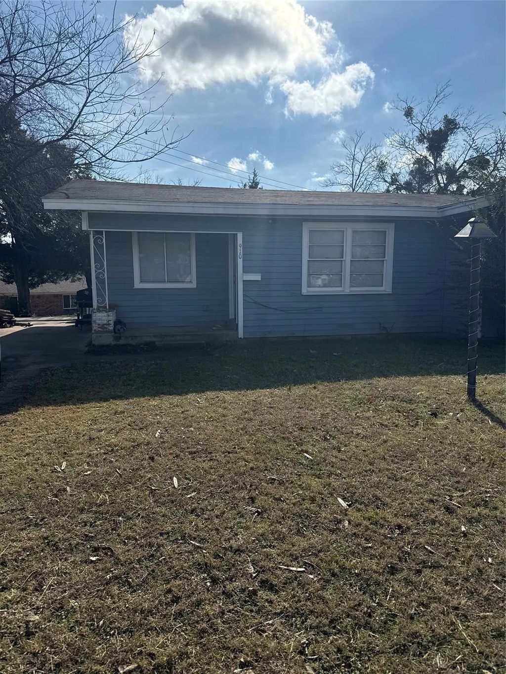 910 Circle Drive, Bowie