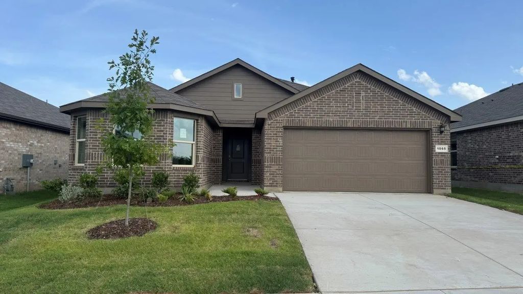 1065 Foxburg Drive, Fort Worth