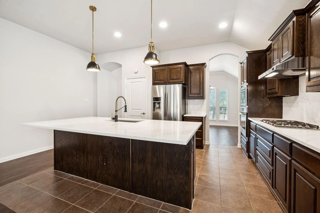 2317 Houston Drive, Melissa