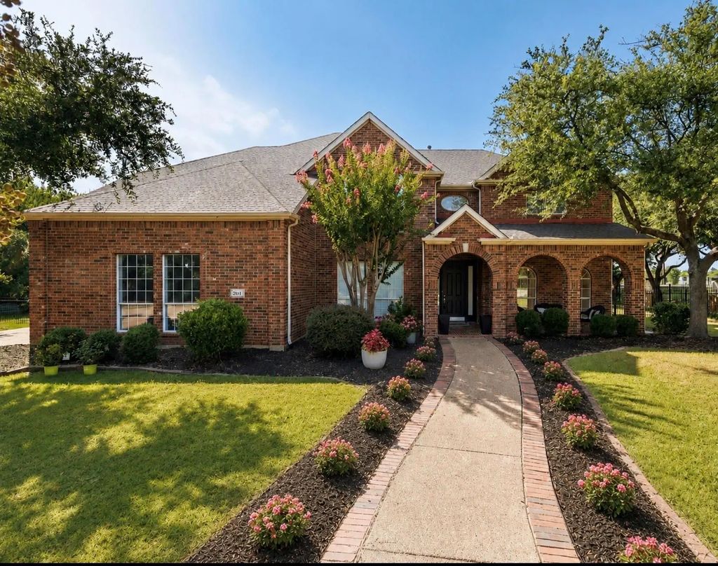 201 Stanford Court, Heath