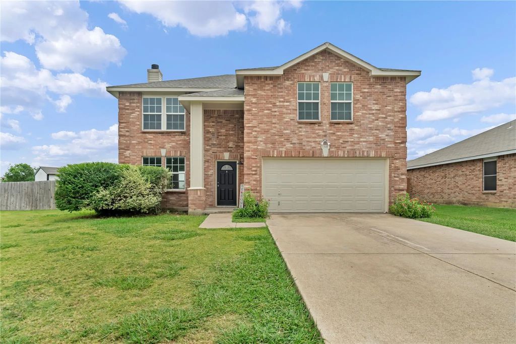 1301 Erin Court, Burleson