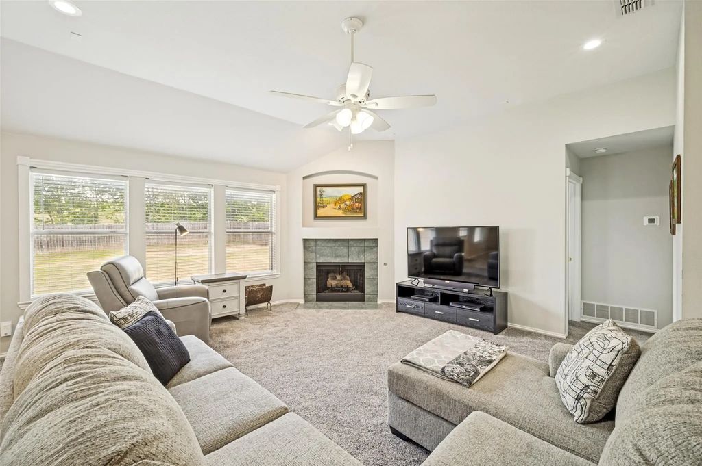 206 Ridge View Court, Decatur