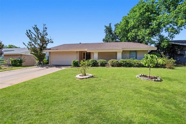 2120 Sunrise Trail, Richardson