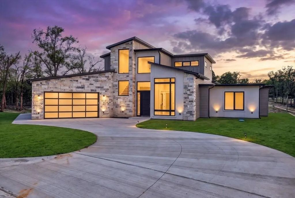 4604 Sapphire Way, Caney City