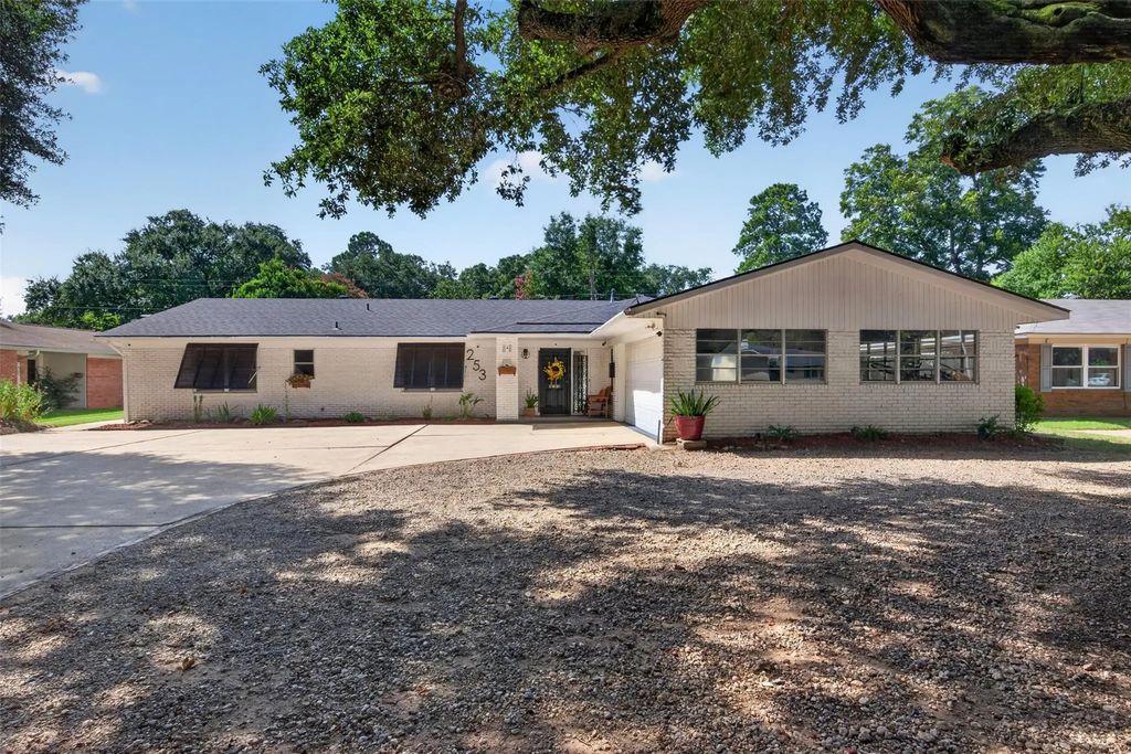 253 Pierremont Road, Shreveport
