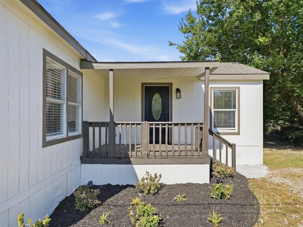 9608 Clark Street, Joshua