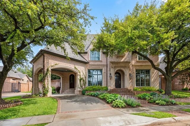 44 Armstrong Drive, Frisco