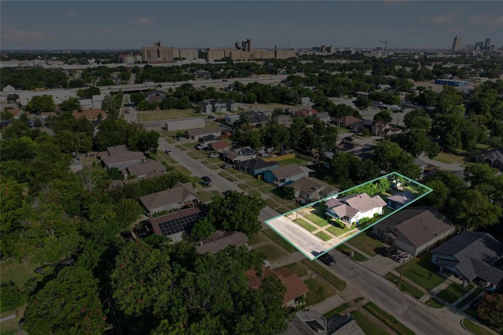 917 E Jessamine Street, Fort Worth