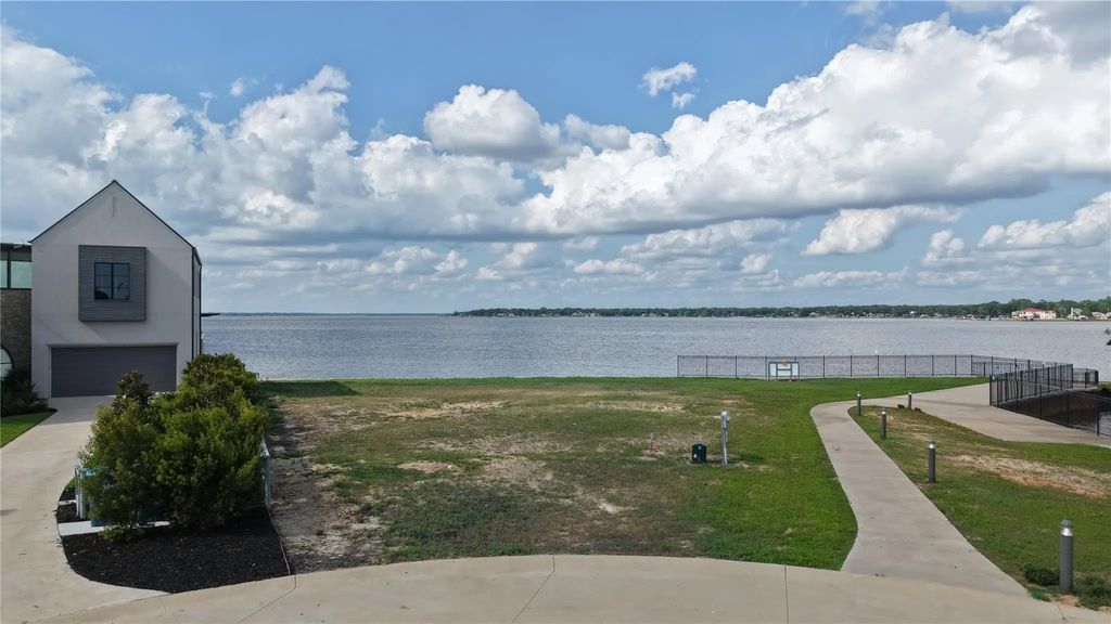 120 Mary Court, Gun Barrel City