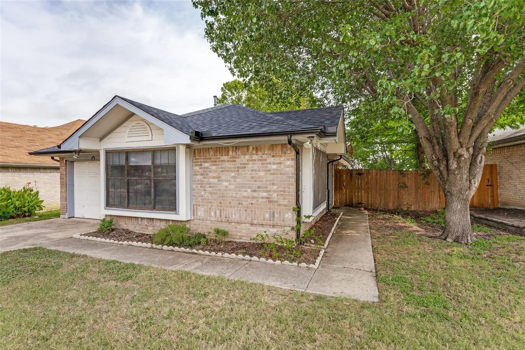 10116 Leatherwood Drive, Fort Worth