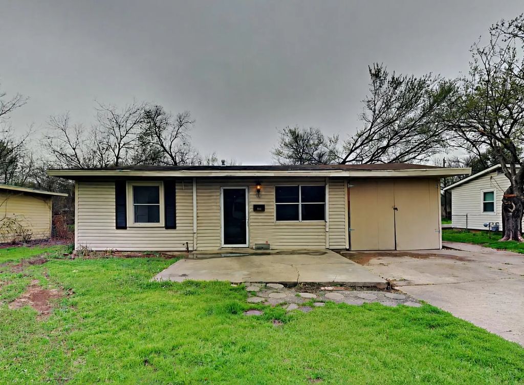 2815 Ash Park Drive, Richland Hills