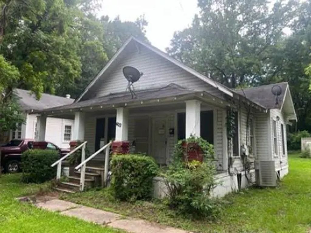 402 E Texas Avenue, Ruston