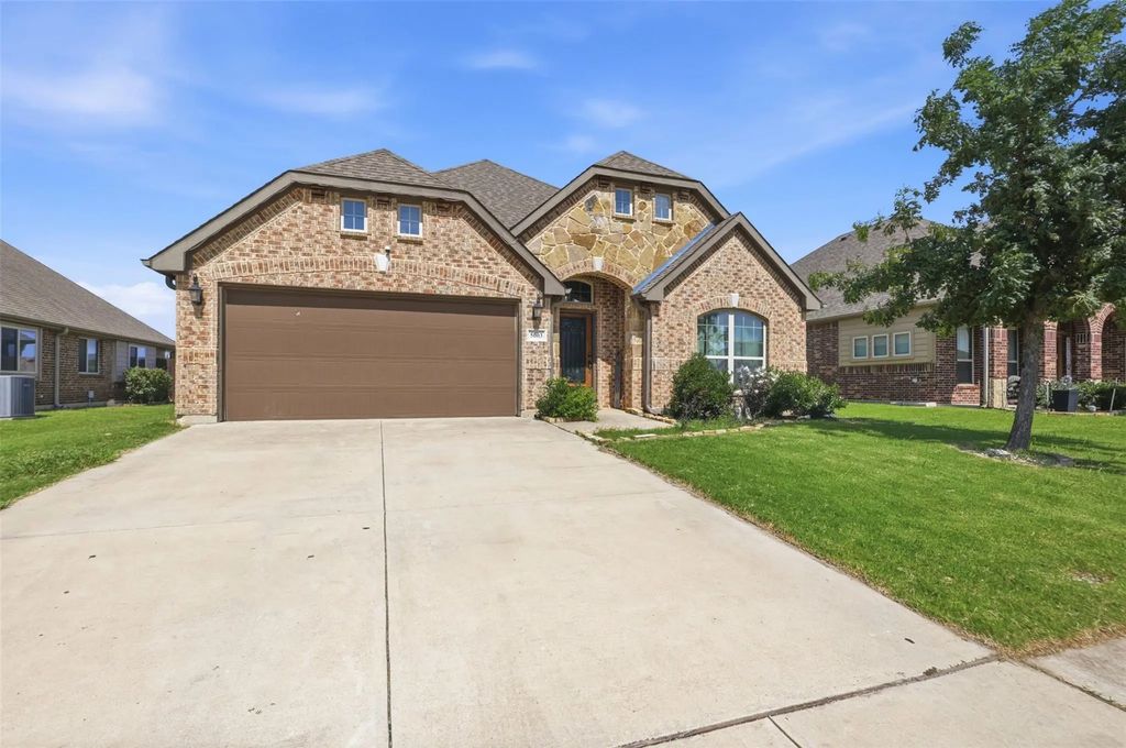 5003 Spruce Street, Krum