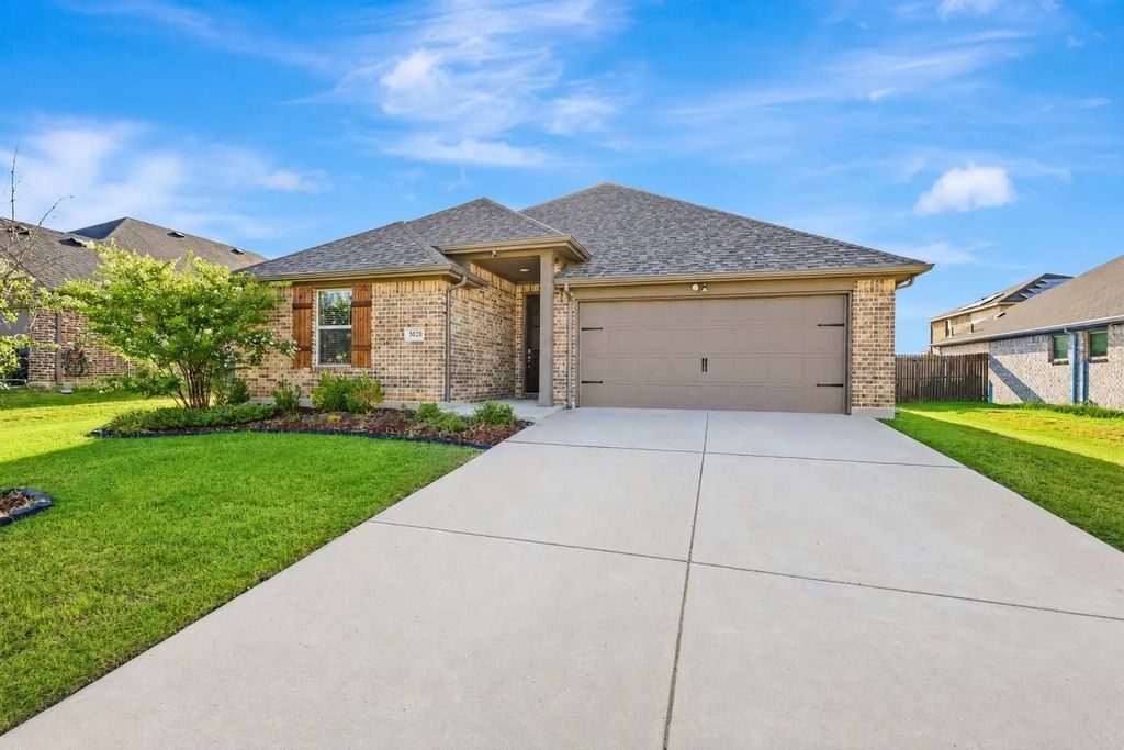 3020 Cliffview Drive, Sanger