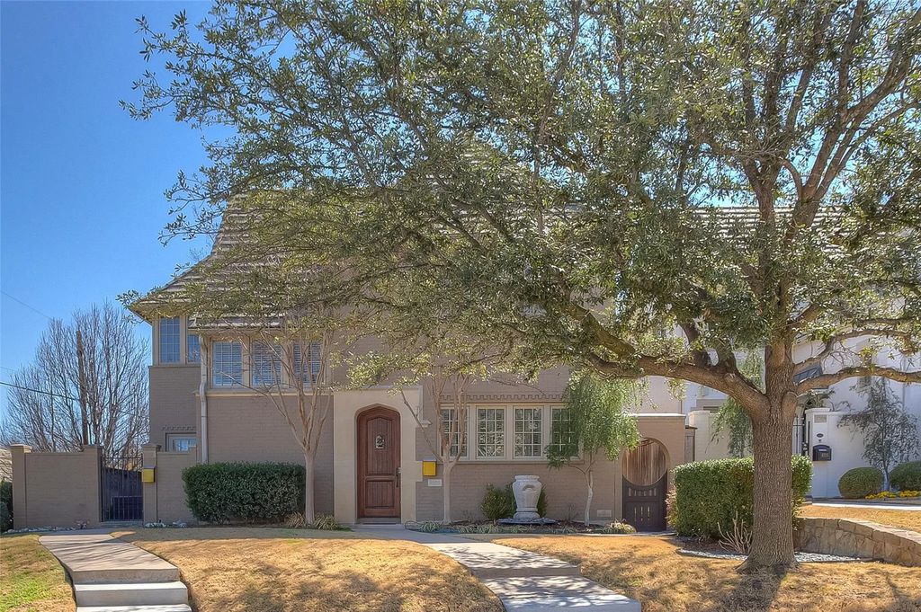 4703 Dexter Avenue, Fort Worth