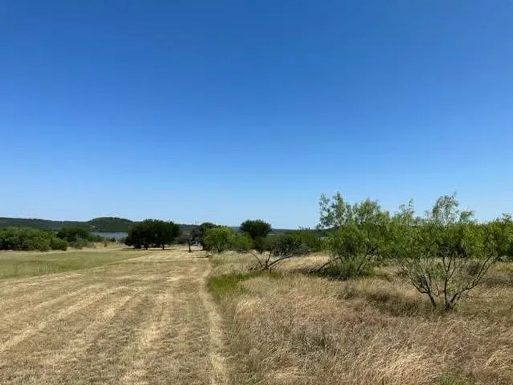 800 S Clear Cove Court, Graford