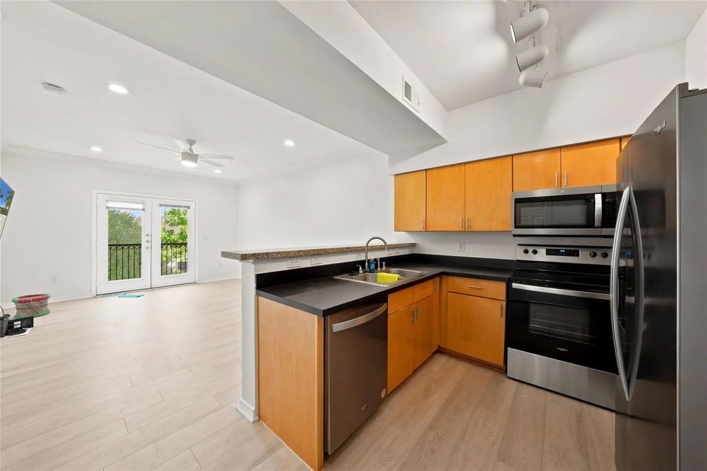 3102 Kings Road 2307, Dallas