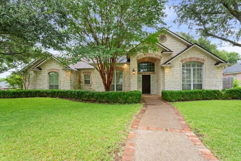 501 Sienna Bend Trail, Waco