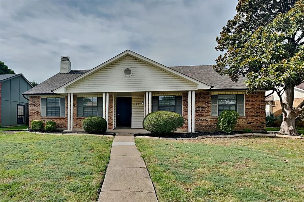 1309 Crestview Drive, Allen