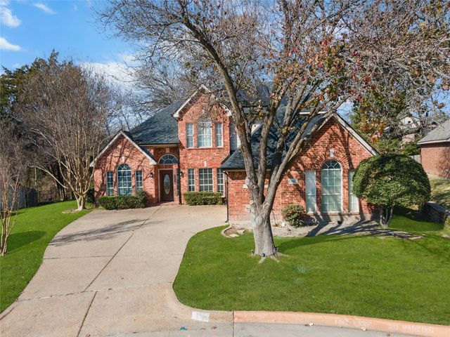 225 Freedom Court, Rockwall