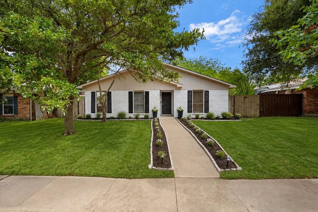 7334 Blue Sage Drive, Dallas