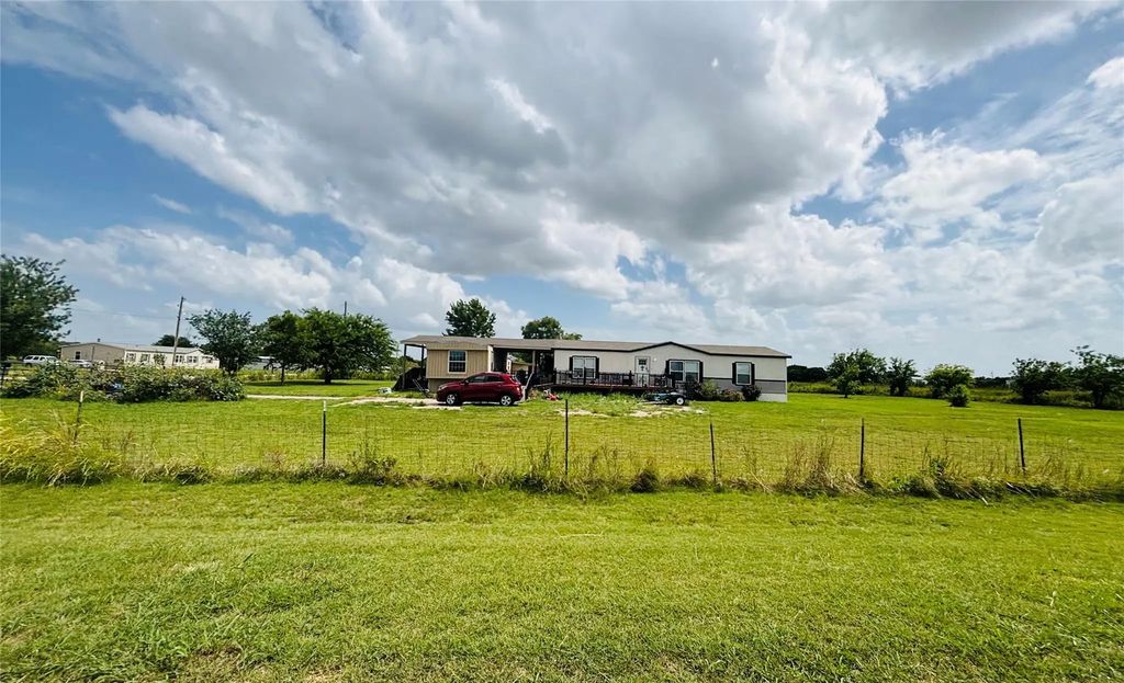 6629 Laurel Lane, Joshua