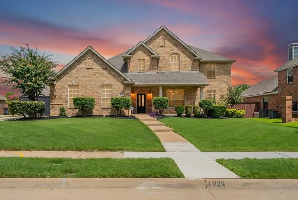 1026 Brentwood Drive, Murphy