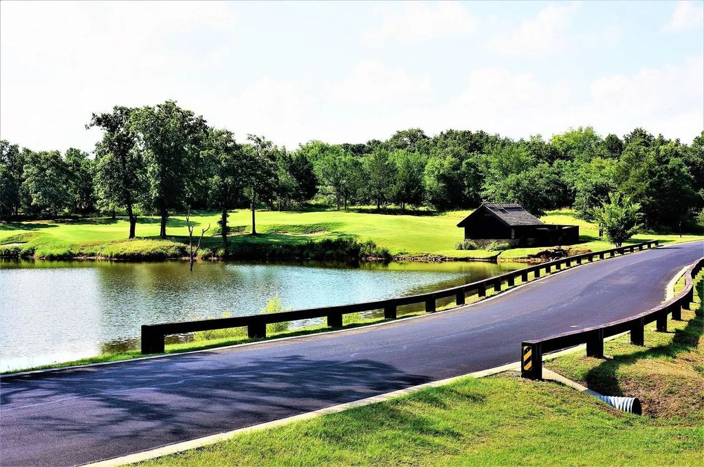 573 Sycamore Hills Loop, Gordonville