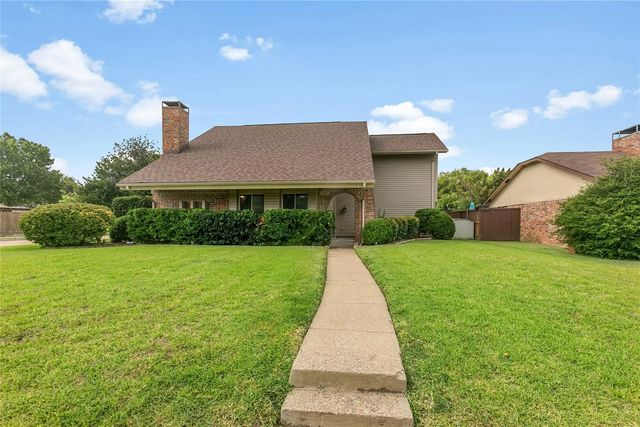 3302 Ivanhoe Lane, Garland