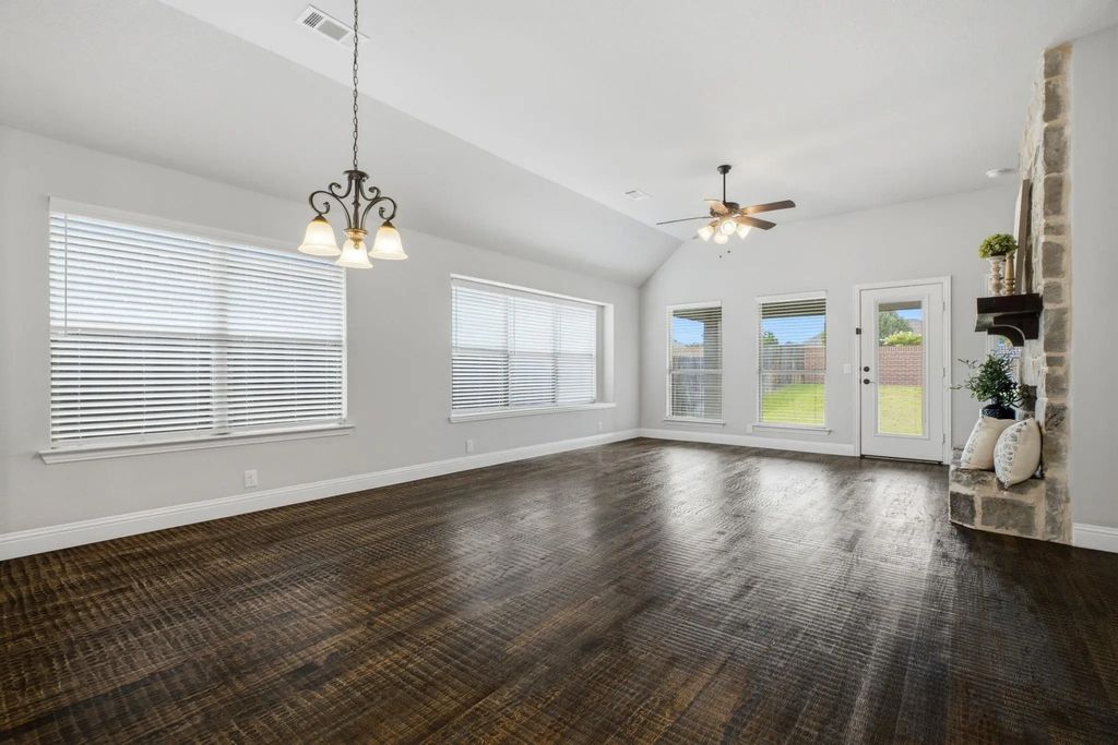 2115 Victoria Lane, Princeton
