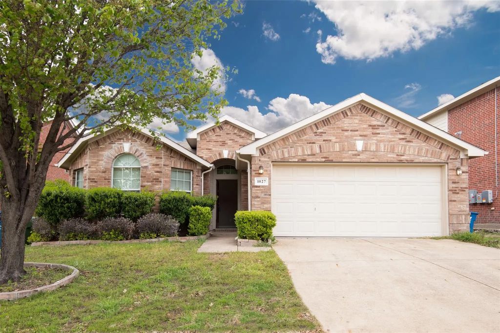 1027 Shackelford Lane, Forney