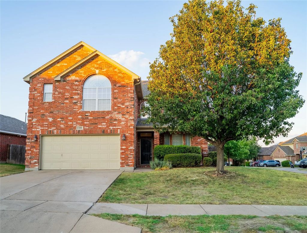 6100 Horse Trap Drive, Fort Worth