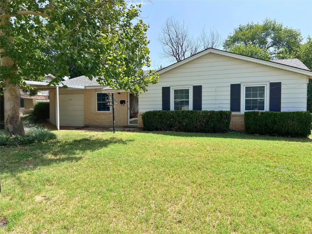 1407 Ruidosa, Wichita Falls