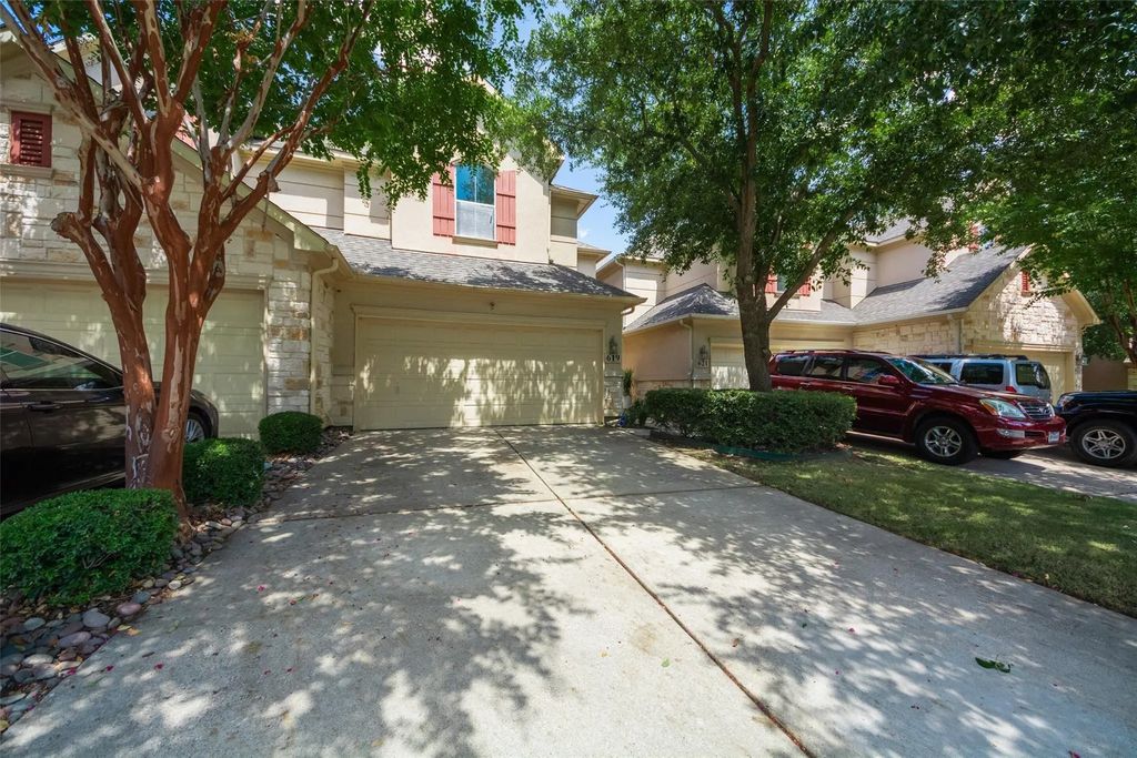 619 Rosemead Drive, Euless