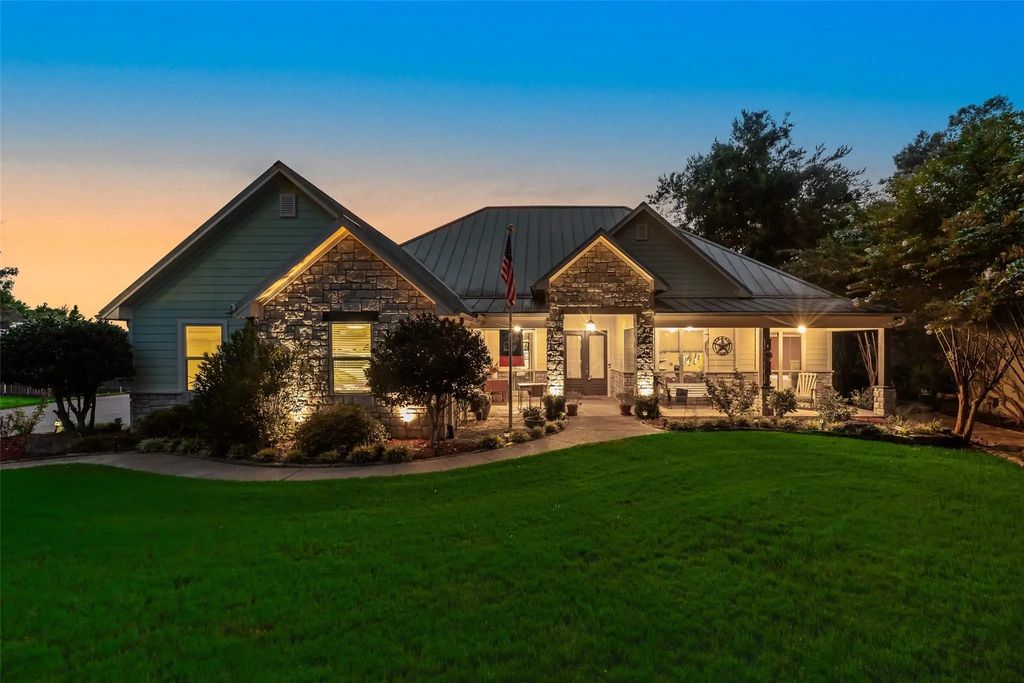 24060 Red Azalea, Garden Valley