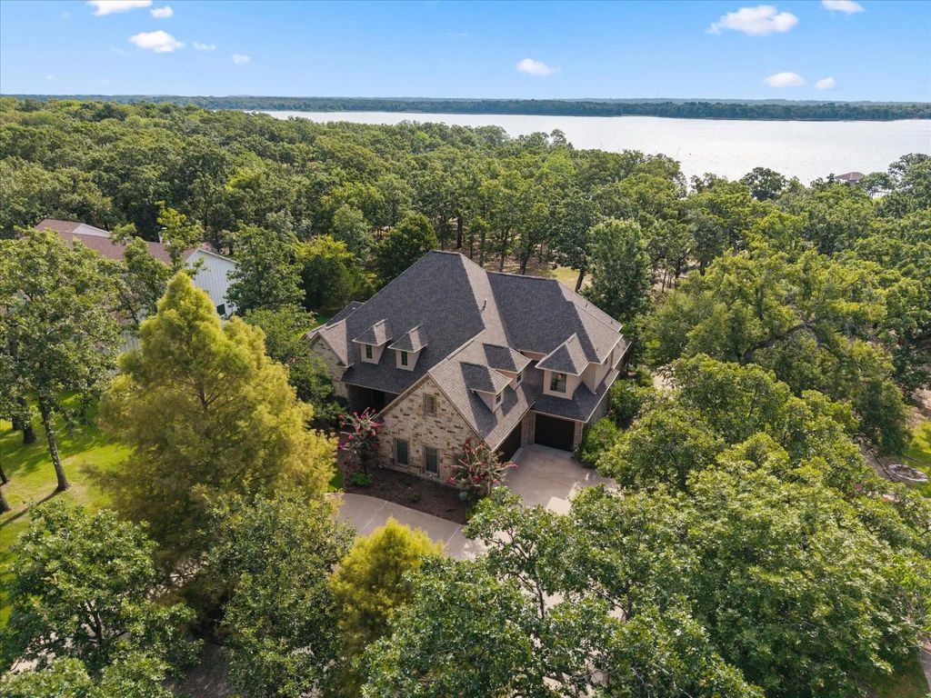940 Private Road 5980, Yantis