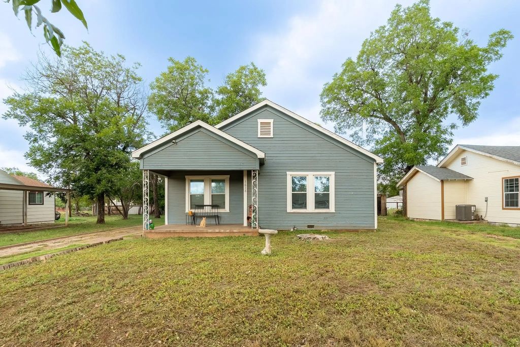 1618 Chestnut Street, Abilene