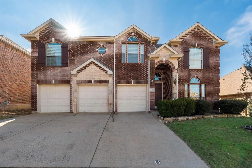 213 Palomino Court, Celina