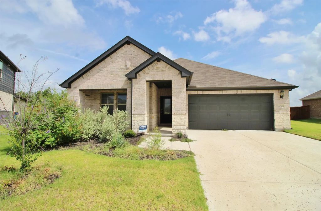 4208 Mountain Creek Drive, Farmersville