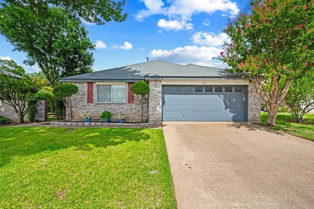 1812 Realistic Court, Bedford
