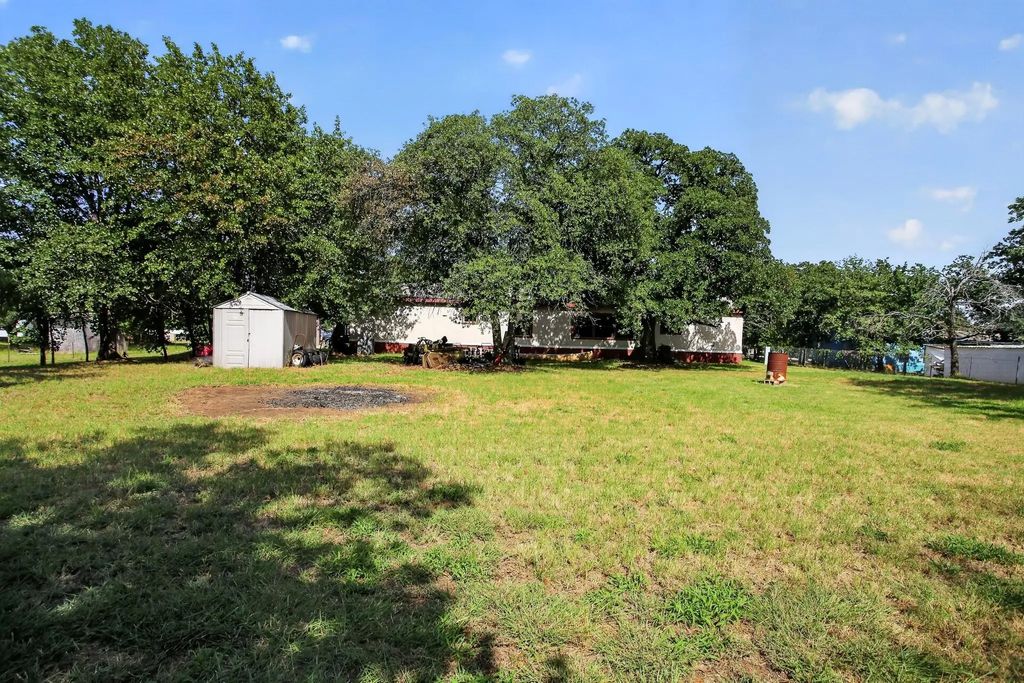 403 Prairie Lane, Azle