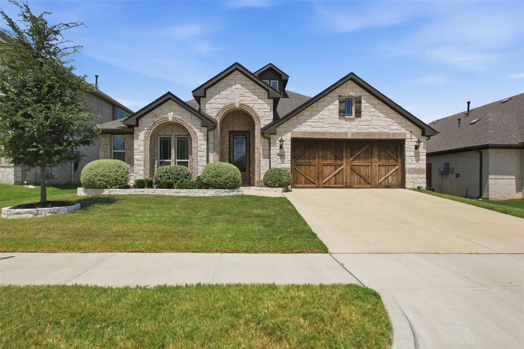 540 Ramon Street, Burleson