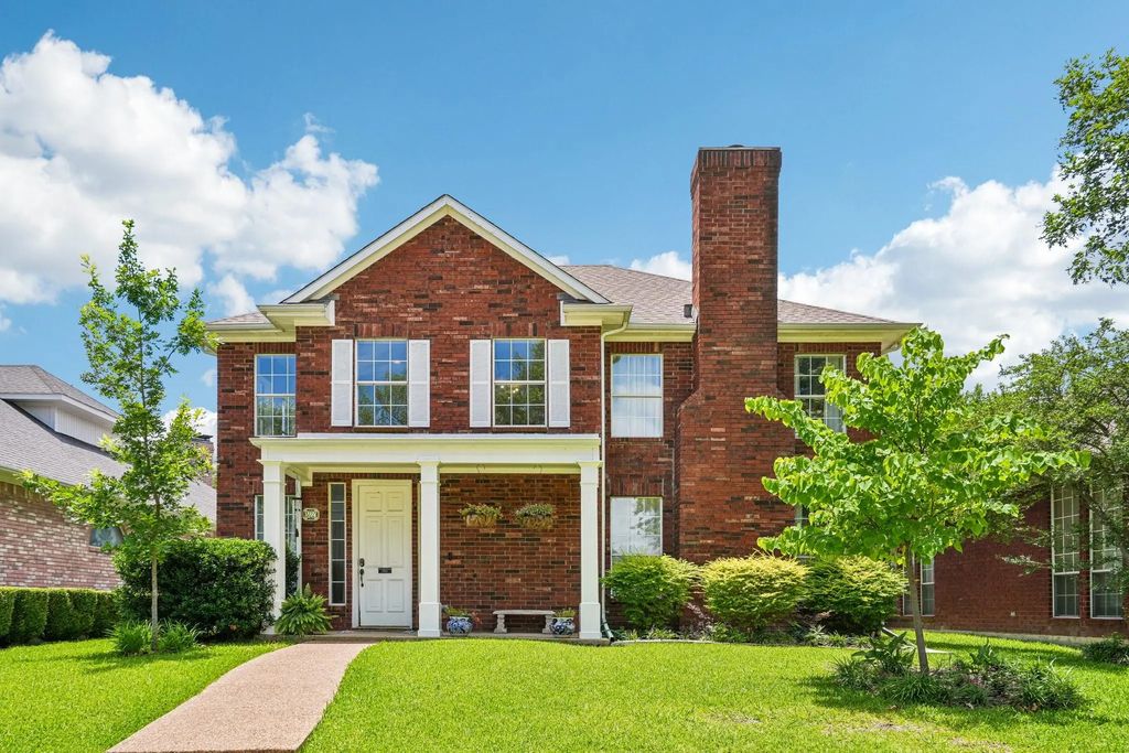 8722 Bayshore Lane, Rowlett