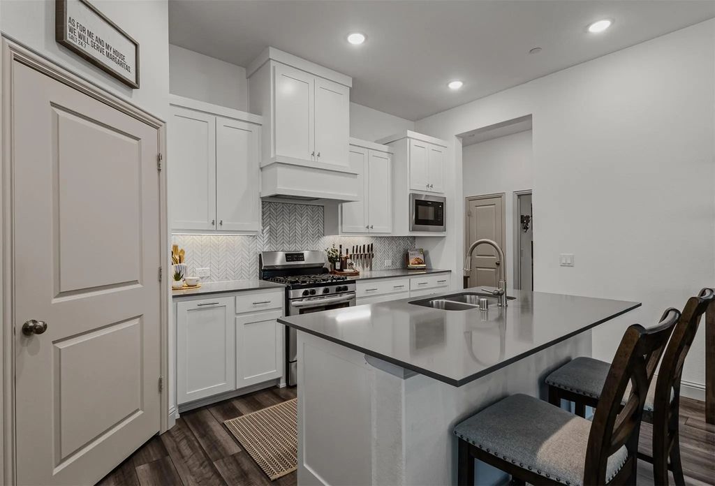 1005 4th Street, Argyle